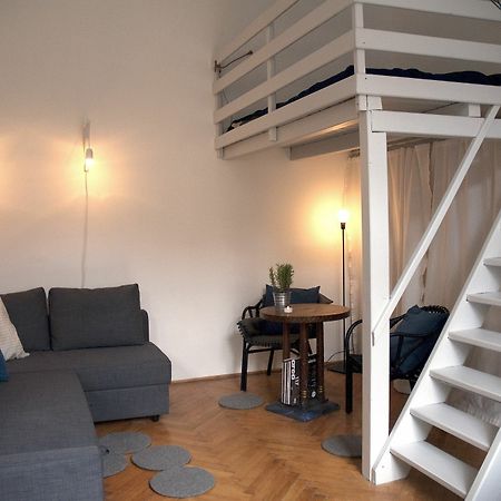 K7-3 Kazinczy Apartment Budapest Kültér fotó